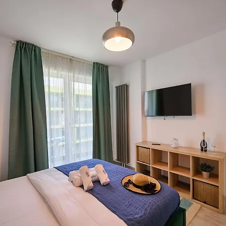 Cocktail By The Sea Spa&pool