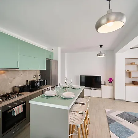 Апартаменты Cocktail By The Sea Spa&pool