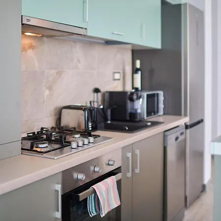 Cocktail By The Sea Spa&pool Мамая