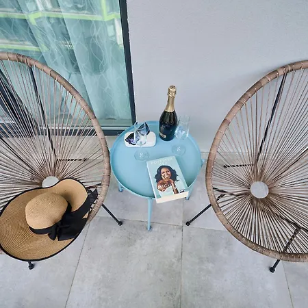 Cocktail By The Sea Spa&pool Апартаменты